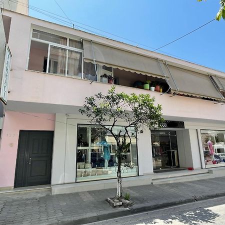 Avocado Balcony Apartment Sarande Exterior photo