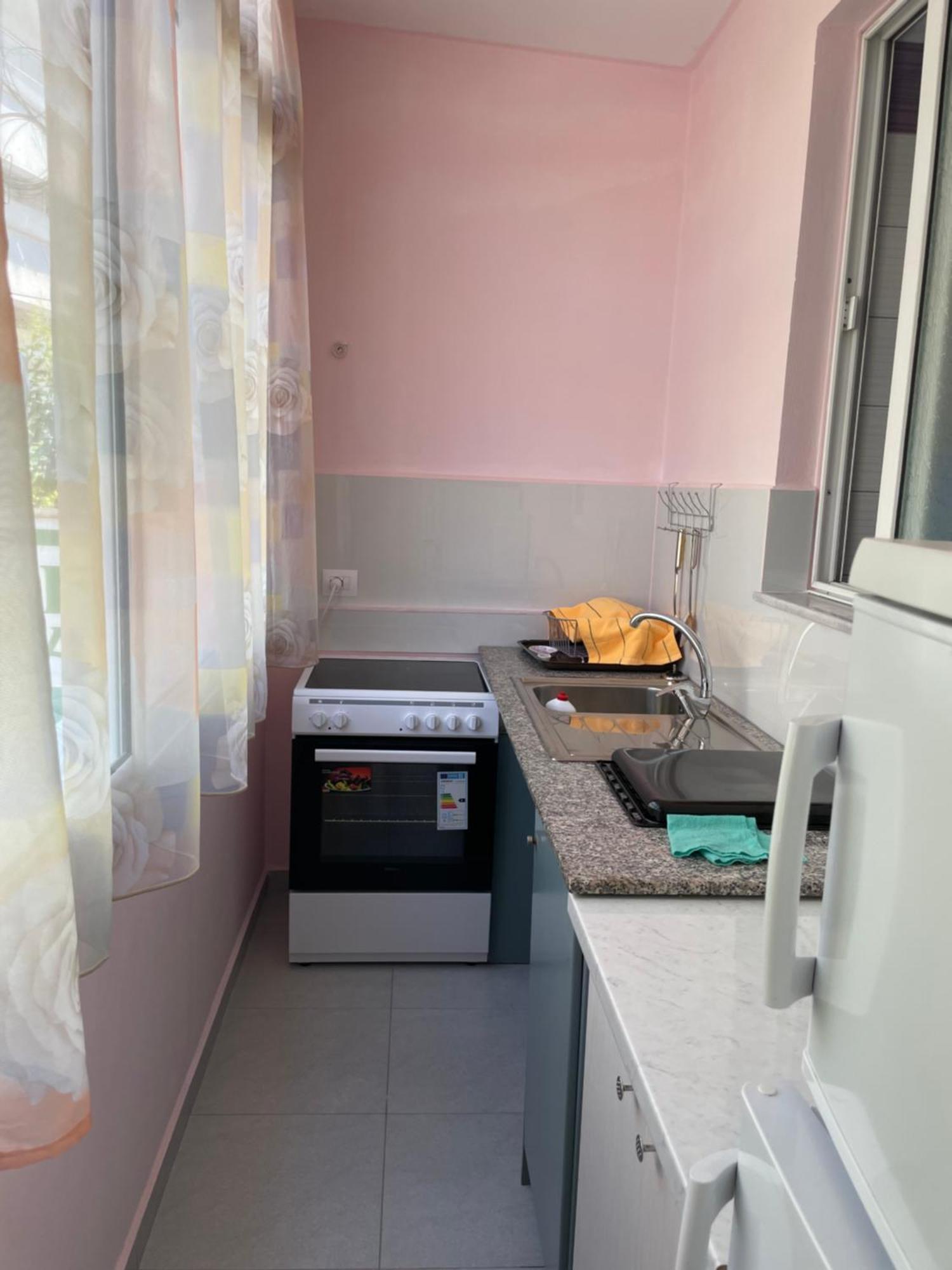 Avocado Balcony Apartment Sarande Exterior photo