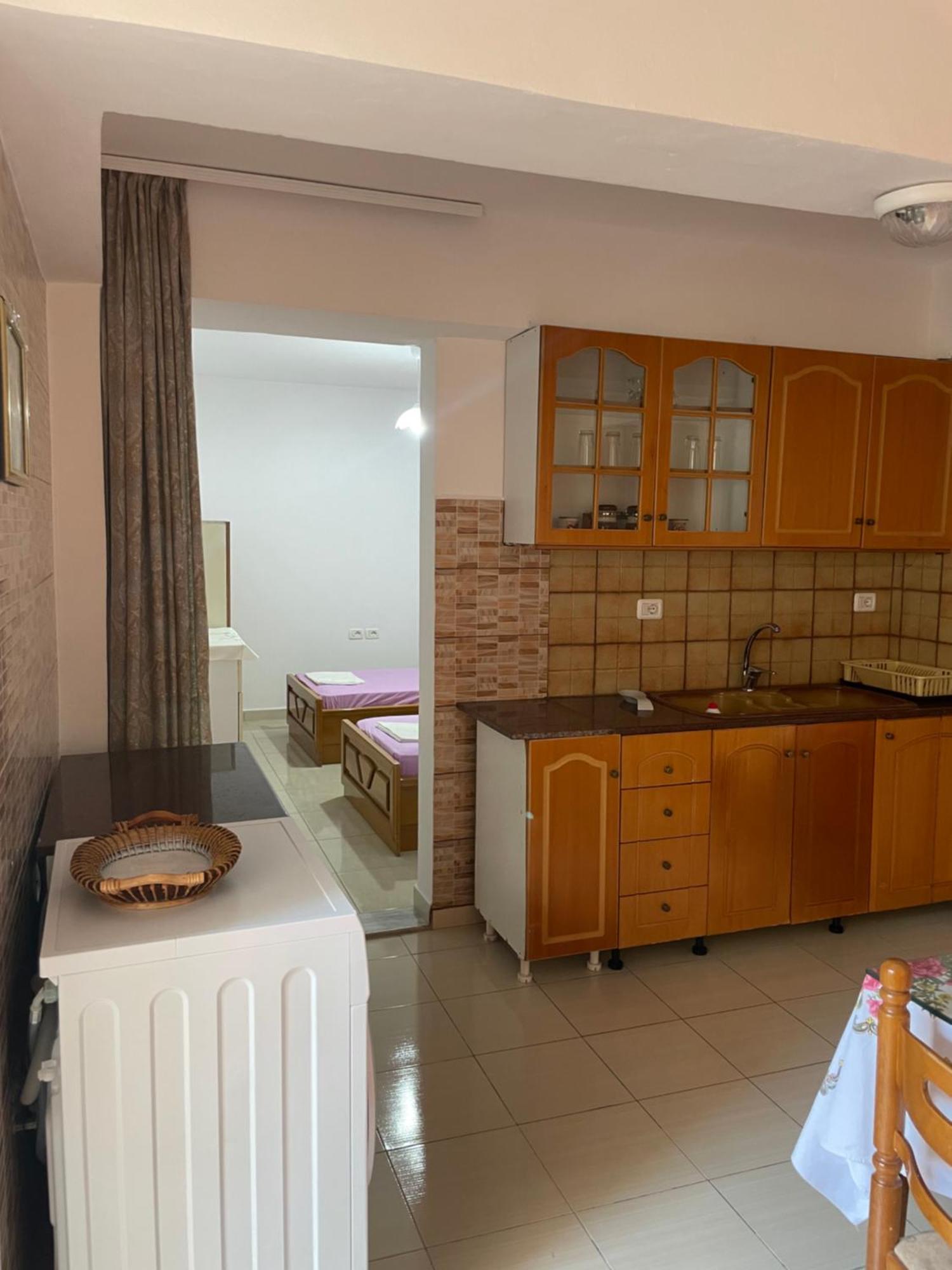 Avocado Balcony Apartment Sarande Exterior photo